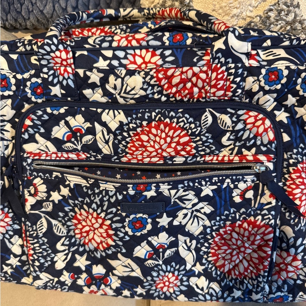 🪻Vera Bradley Travel Bag🪻 - Picture 2 of 10